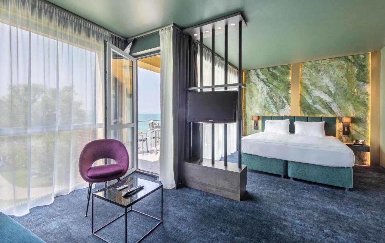 Hotel Azur Premium Siófok Eksteriør bilde