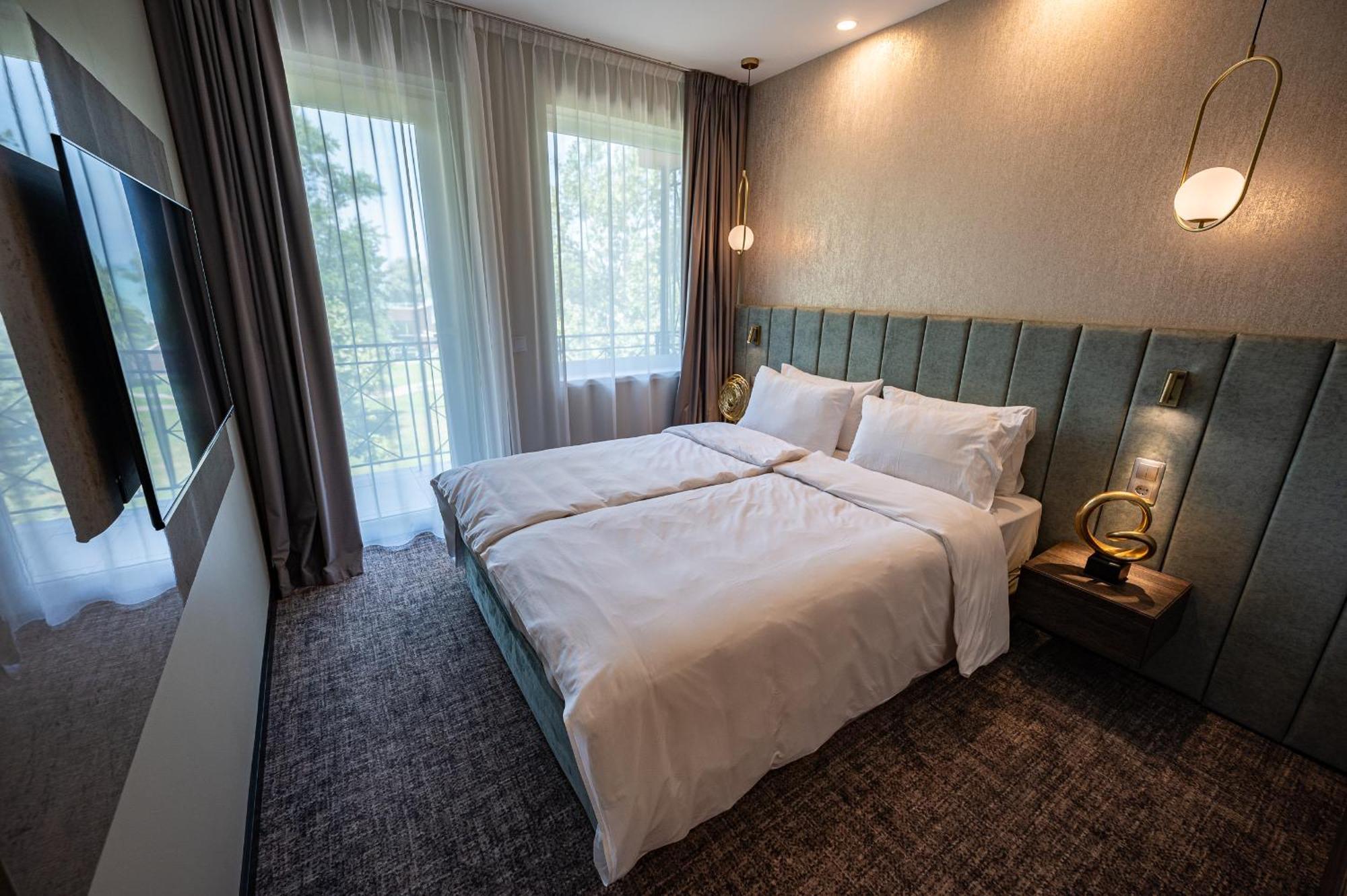 Hotel Azur Premium Siófok Eksteriør bilde