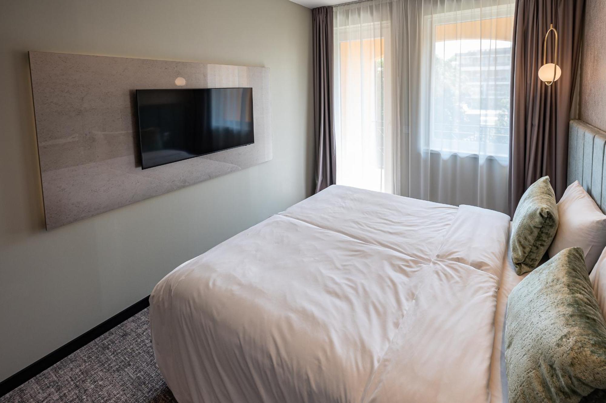 Hotel Azur Premium Siófok Eksteriør bilde