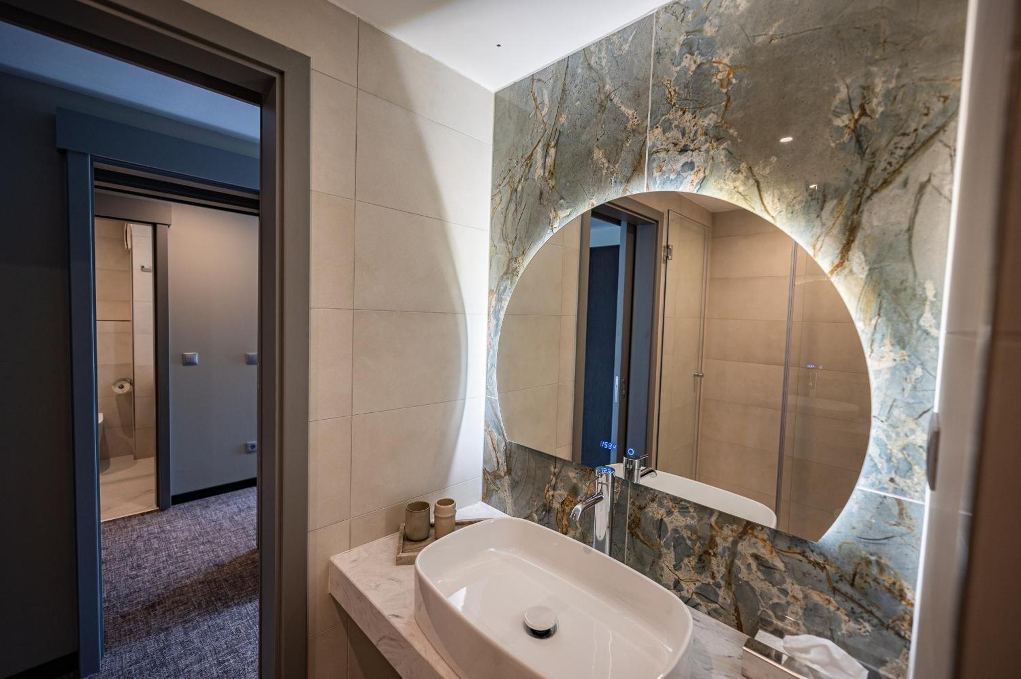 Hotel Azur Premium Siófok Eksteriør bilde