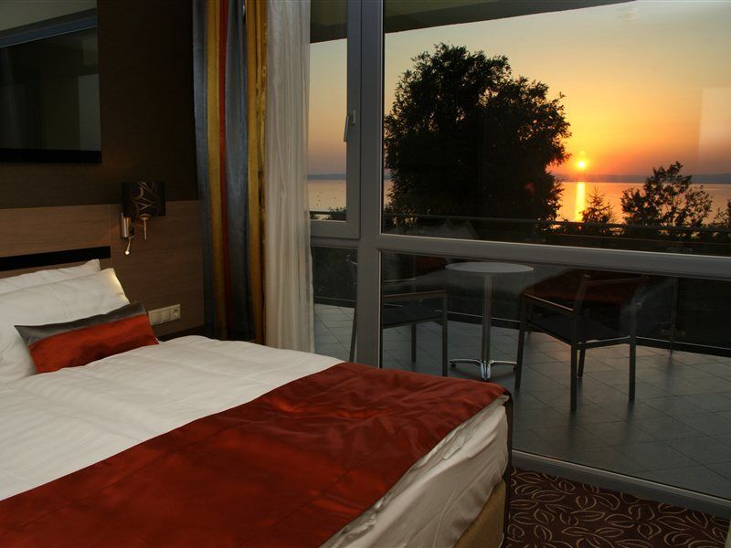 Hotel Azur Premium Siófok Eksteriør bilde
